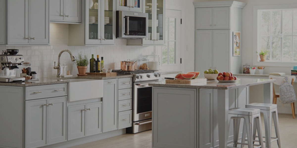 Signs It's Time to Replace Outdated Cabinets