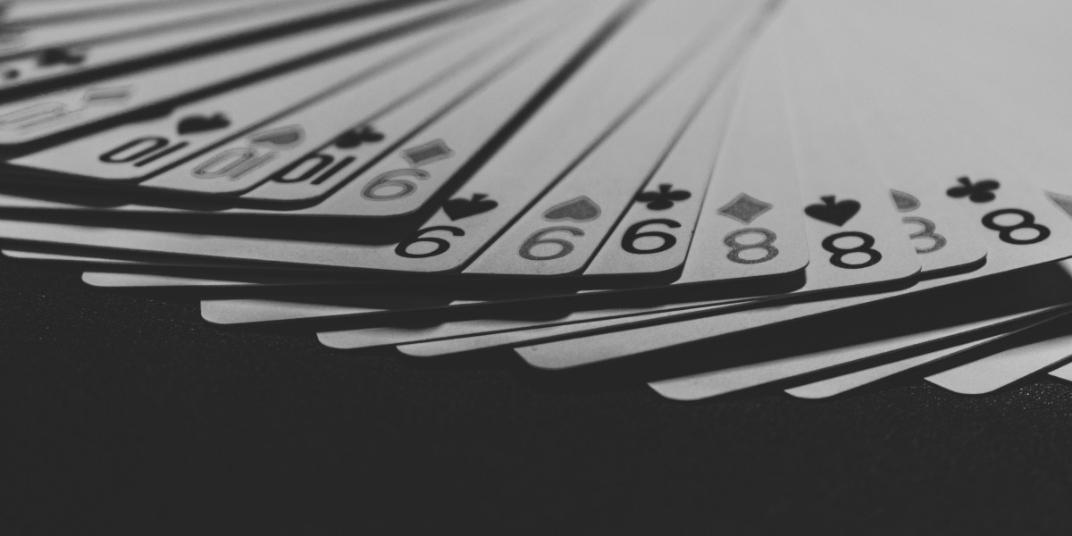 The Impact of Cryptocurrency on Online Casinos: Benefits and Challenges in 2026